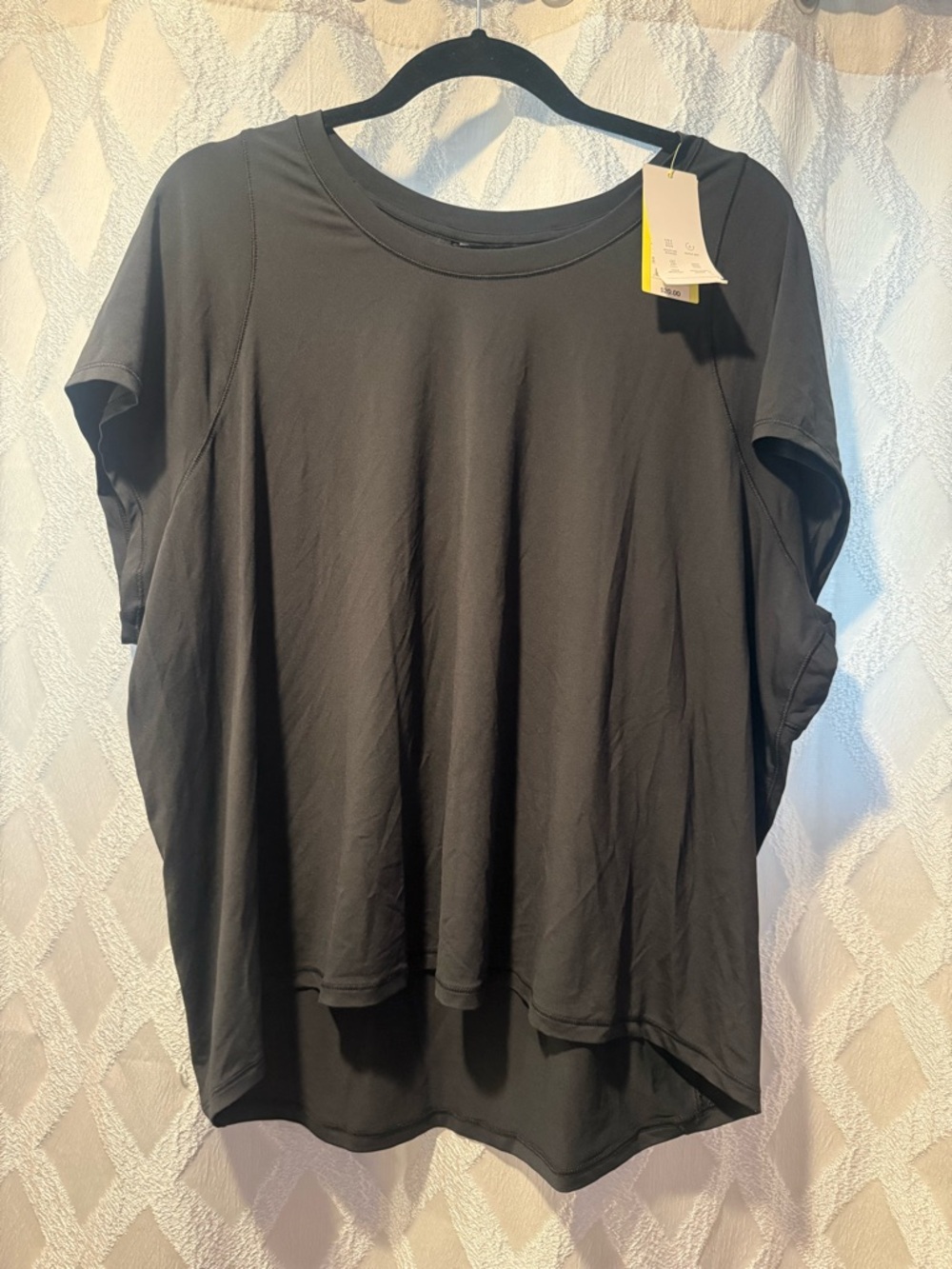 all in motion Black Short Sleeve Crew Neck Tee